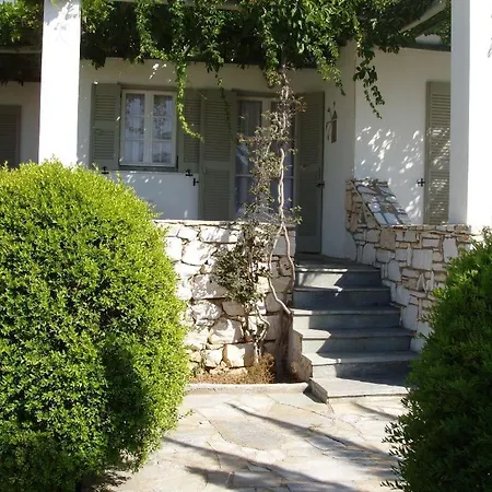 Elizabeth Aparthotel